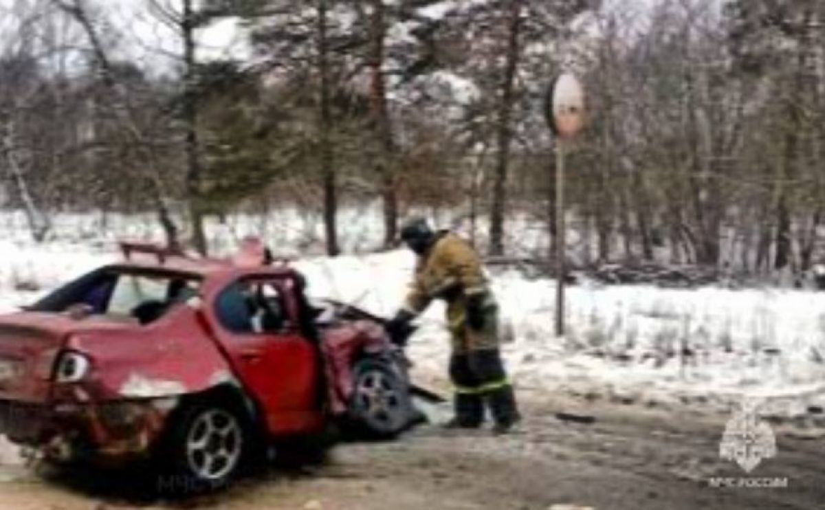 На трассе под Калугой в столкновении погиб водитель