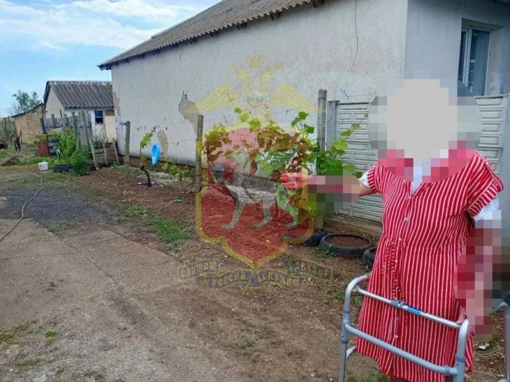 В Симферопольском районе мужчина избил и толкнул в огонь свою жену