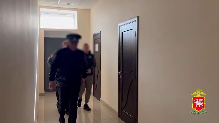 550 тысяч рублей придётся заплатить гражданину соседнего государства за поджог авто в Керчи