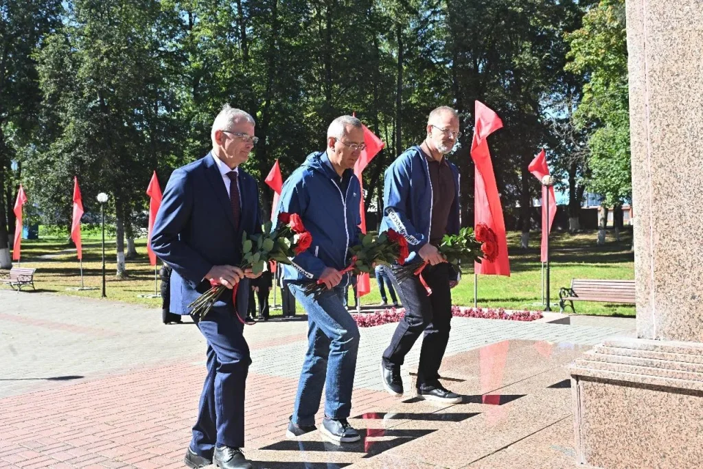Владислав Шапша приехал в Людиново
