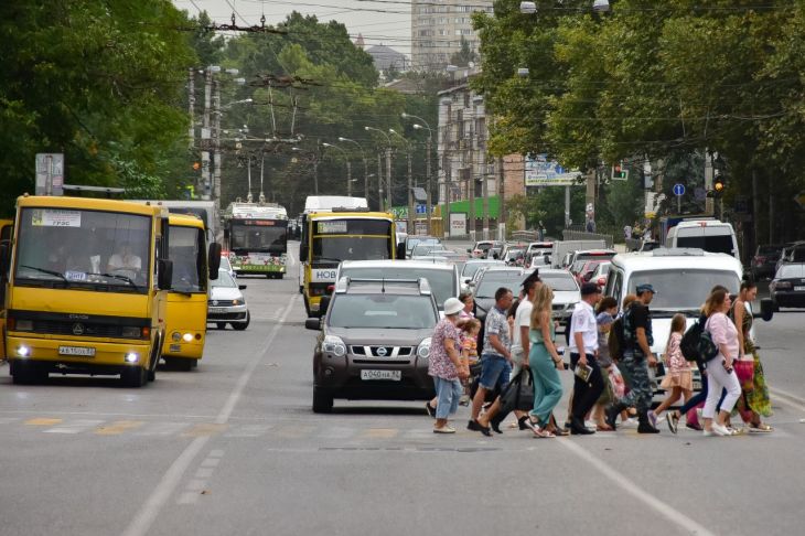 187 пешеходов-нарушителей поймали в ходе рейда в Симферополе