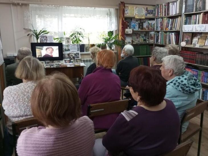 В симферопольской библиотеке прошел вечер к 85-летию Олега Даля