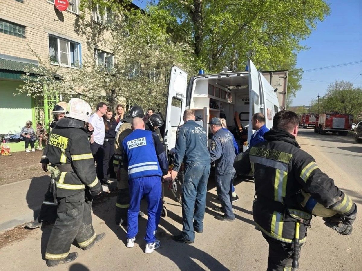 Три человека пострадали при обрушении в общежитии в Малоярославце