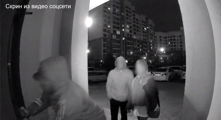 Полиция Симферопольского района ищет вандалов, устроивших погром в подъезде дома