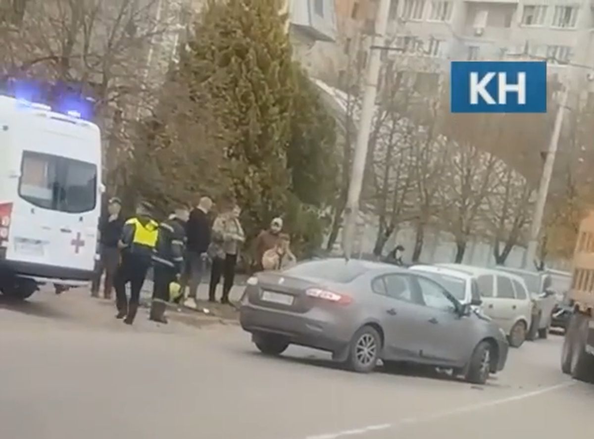 Два подростка на мотоцикле пострадали в ДТП на улице Телевизионной в Калуге