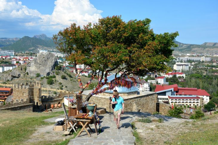 Проект реставрации церкви с аркадой в Судакской крепости разработают за 6 миллионов рублей