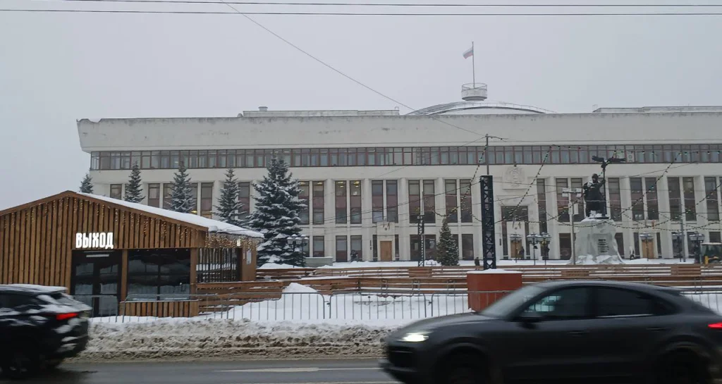 В Калуге каток на Старом Торге проработает до 8 марта