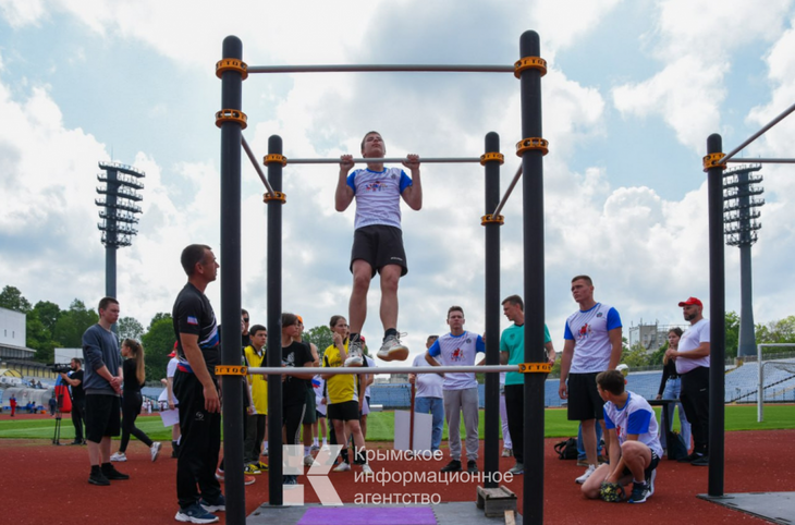 Детский спорт в Крыму: профессиональная школа или футбол во дворе?