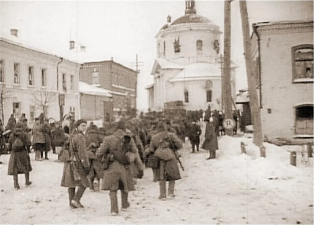 4 января в освобожденной Калуге запущена насосная станция и город получил воду