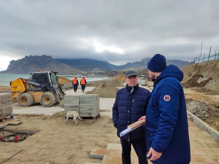 Строители отстают от графика реконструкции набережной Коктебеля