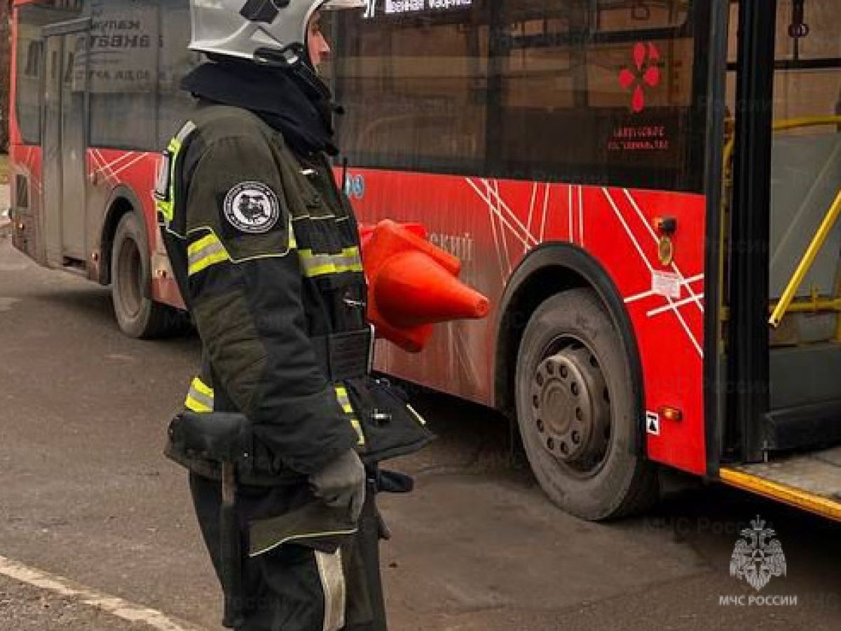 На улице Дорожной в Калуге автобус сбил пешехода