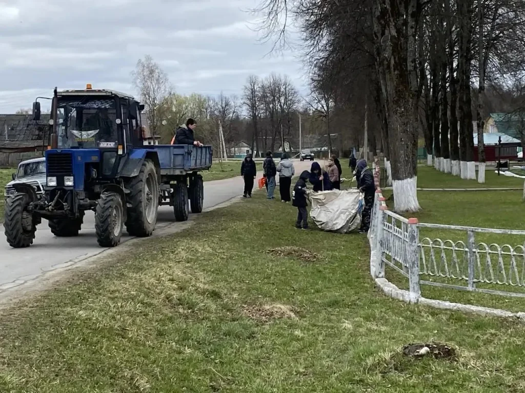 В Людиновском округе готовят мемориалы к 9 Мая