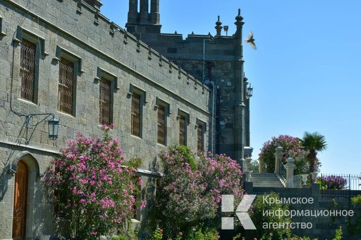 У Воронцовского дворца появится парковка на 140 мест