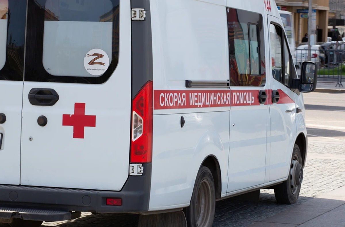 Маленькую девочку сбили во дворе жилого дома в Калуге