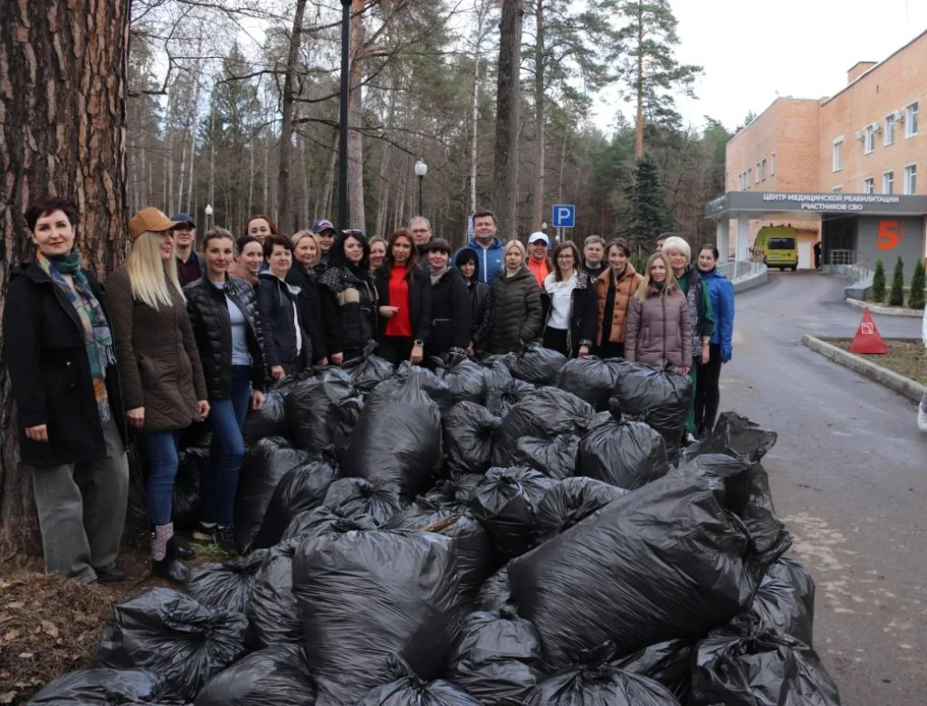 В Калуге коллектив Думы провёл субботник