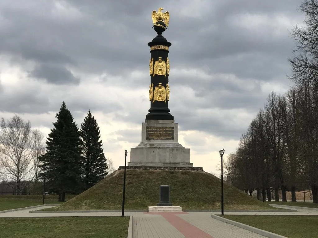 25 июня в Калужской области открыта колонна в память о войне 1812 года