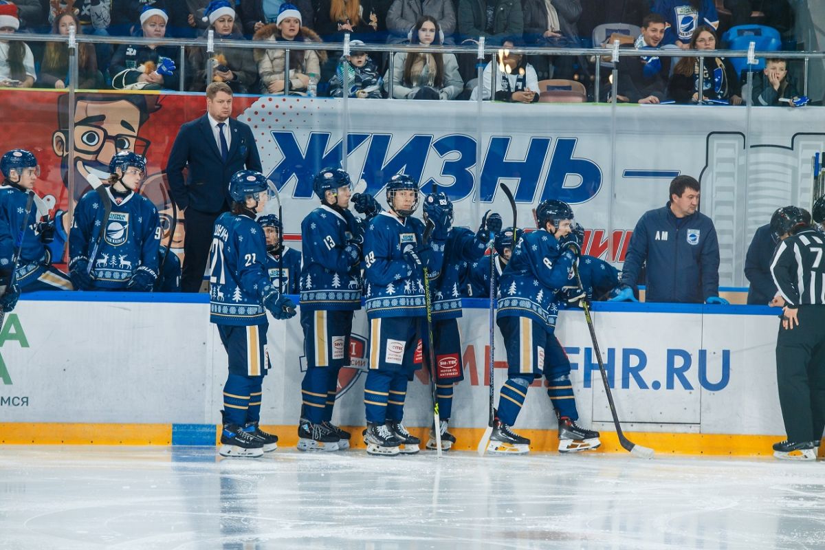 Хоккеисты «Калуги» уступили чеховскому «Граниту»