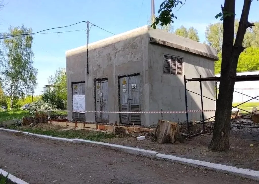 Калужане восстанавливают трансформаторную подстанцию в Горском ЛНР