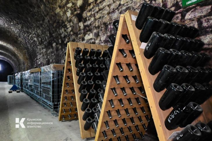 В Крыму хотят запустить производство стекла и стеклотары