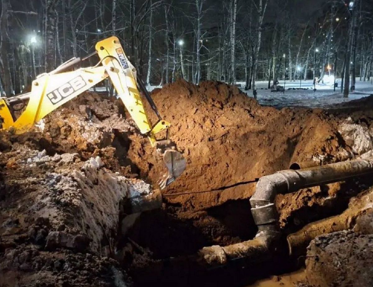 Новые порывы произошли на восстановленном водопроводе на Кубяке в Калуге