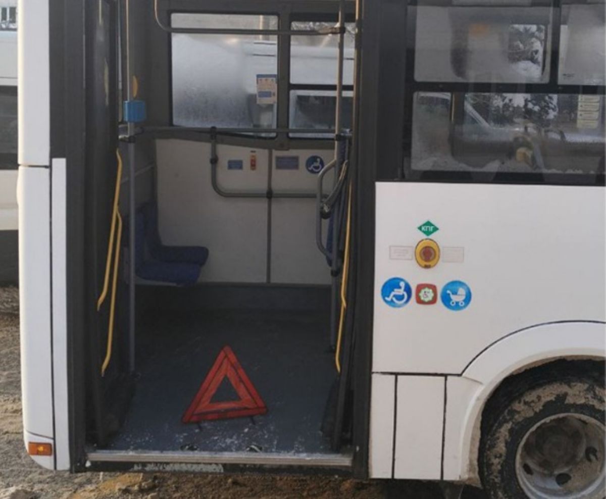 Женщина в обнинском автобусе истекала кровью 2 остановки