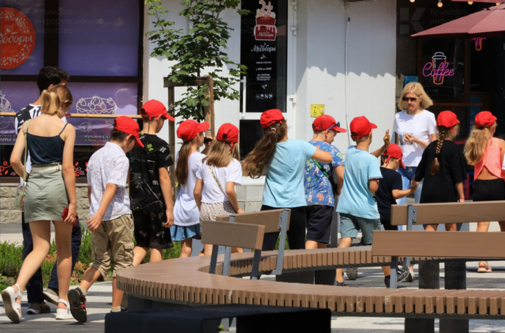 Более 380 детских лагерей будут работать в Крыму летом