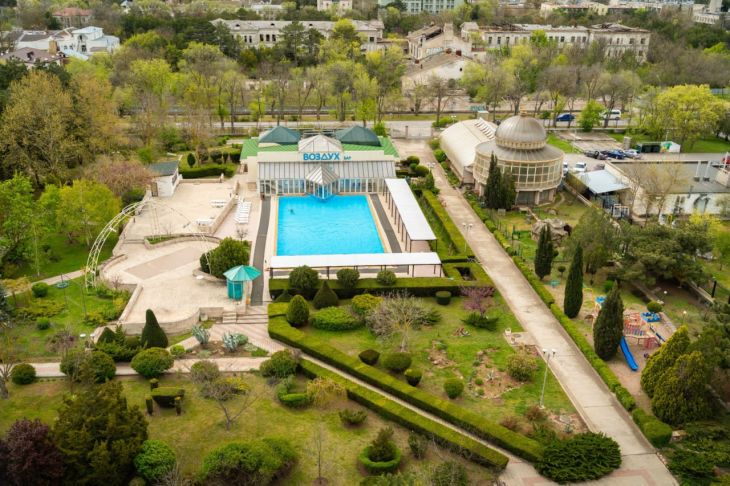 В Крыму назвали победителей конкурса «Лучшая благоустроенная территория средств размещения»