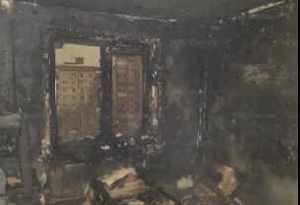 Женщина пострадала при пожаре квартиры в Калуге