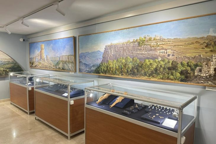 Ханский дворец приглашает в «Пещерные города и поселения Юго-Западного Крыма»