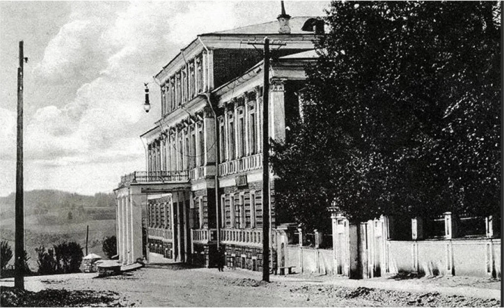 12 февраля в Калуге впервые показали картины Шишкина и Репина