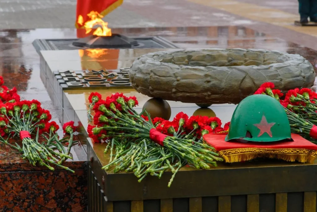 Шапша напомнил калужанам о Дне Неизвестного Солдата