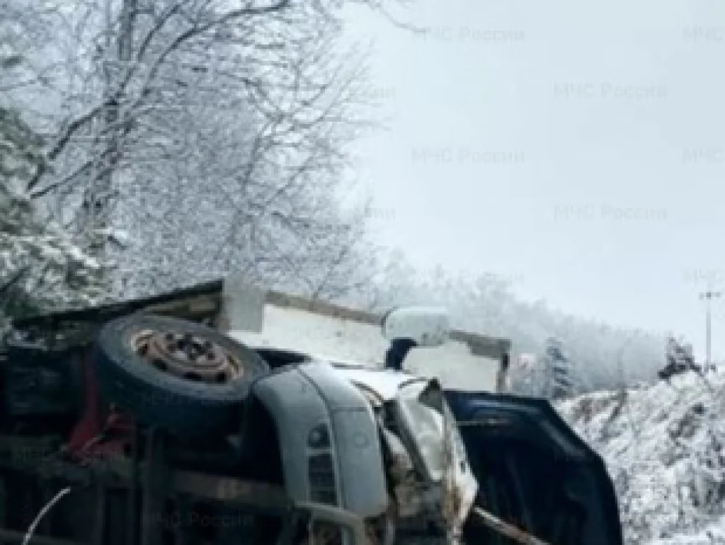 «Газель» перевернулась в Калужской области