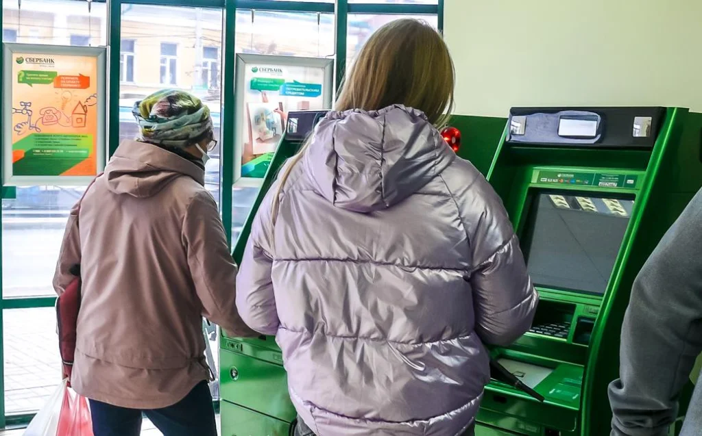 Медианная зарплата в Калужской области составила 67 384 рубля