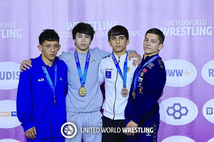Крымчанин выиграл первенство Европы по греко-римской борьбе среди юношей до 18 лет