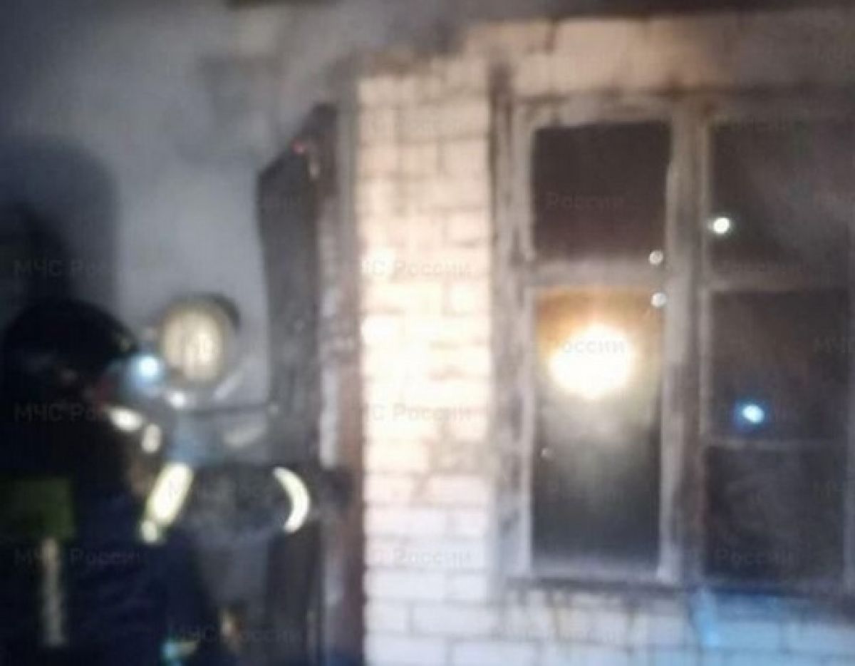 На старом рынке в калужской Шайковке произошел пожар