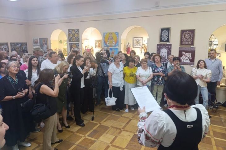 В Симферополе сегодня открылась выставка Всекрымского конкурса «Ступени мастерства»