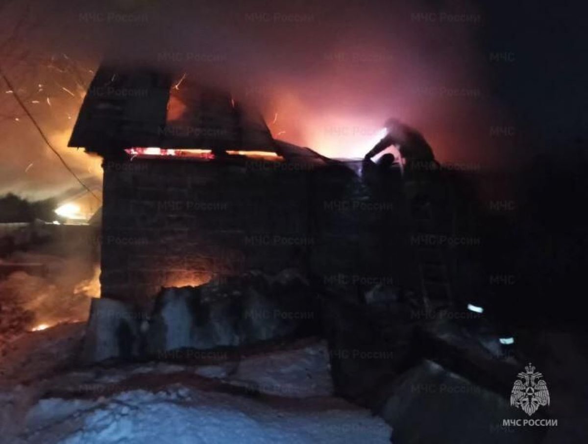 Мужчина погиб при пожаре бани, ещё один госпитализирован в Калужской области