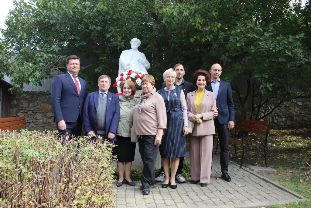 90-летие отмечает мемориальный дом-музей К.Э. Циолковского