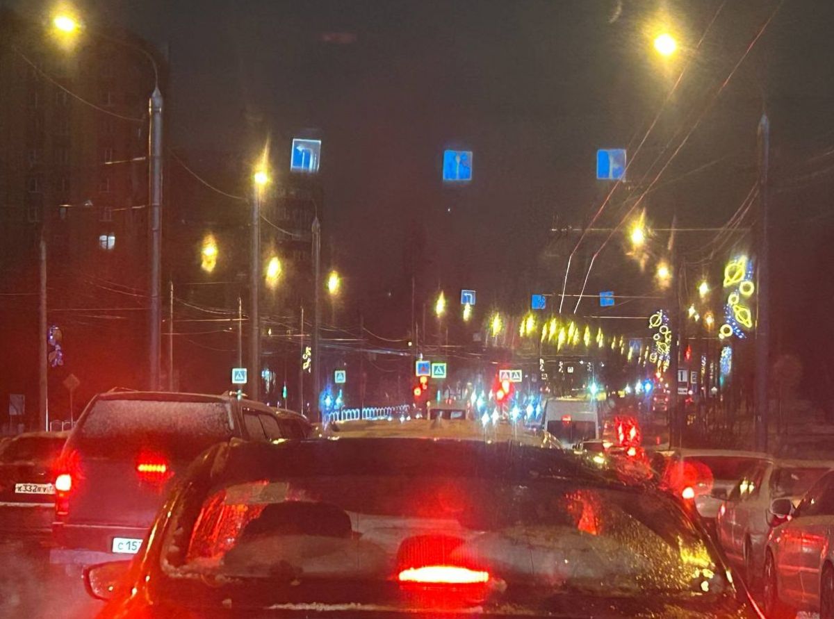 Правый берег в Калуге стоит в пробках