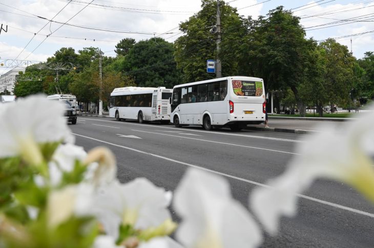 В Симферополе водитель маршрутки отказался везти семью с ребенком-инвалидом