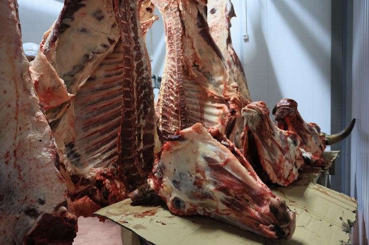 В Белогорском районе выявили почти 30 кг небезопасной мясной продукции