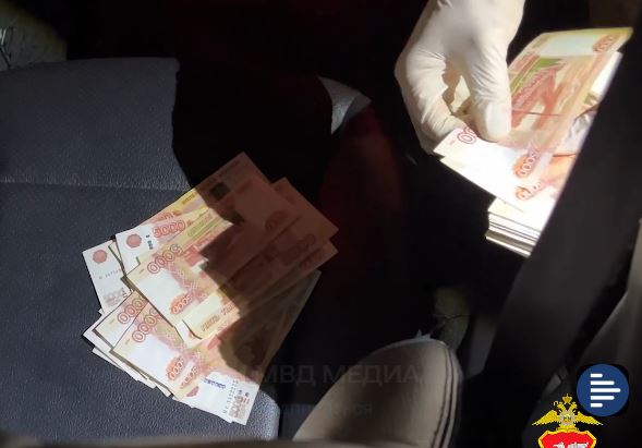 Троих жителей Татарстана будут судить в Крыму за содействие обману пенсионеров почти на 5 млн рублей