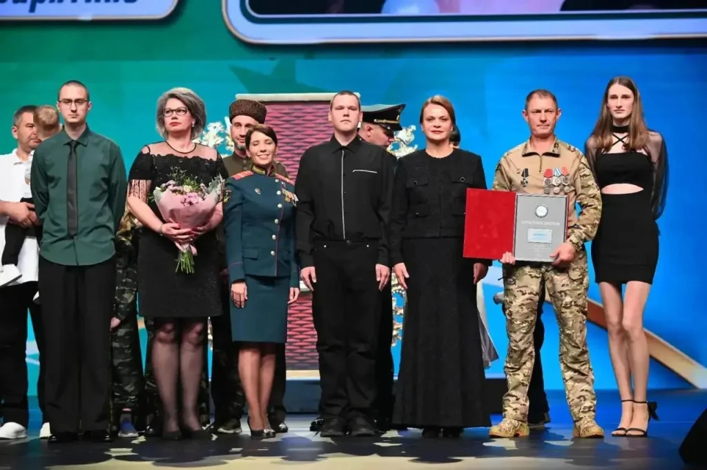 Шапша поздравил калужан, победивших во всероссийском конкурсе «Семья года 2026»