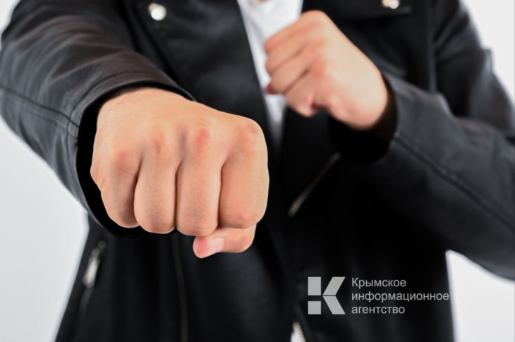 Евпаторийца, «вырубившего» и ограбившего прохожего, будут судить