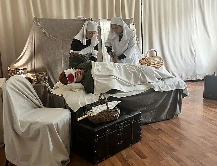 Сёстры милосердия показали спектакль в память о Крымской войне