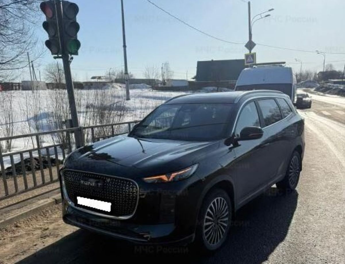 Человека сбили в калужском Ермолино