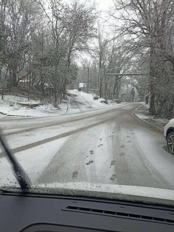 Погодный апокалипсис в Ялте: школы и детсады на дистанте