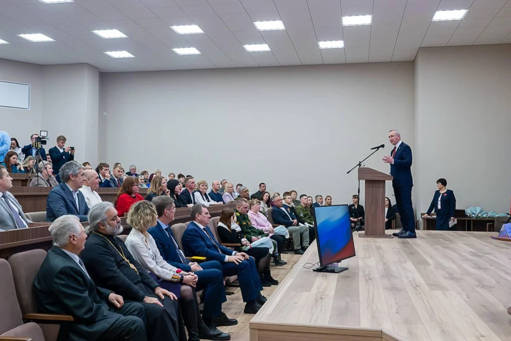 Шапша похвалил Дзержинский округ за итоги года