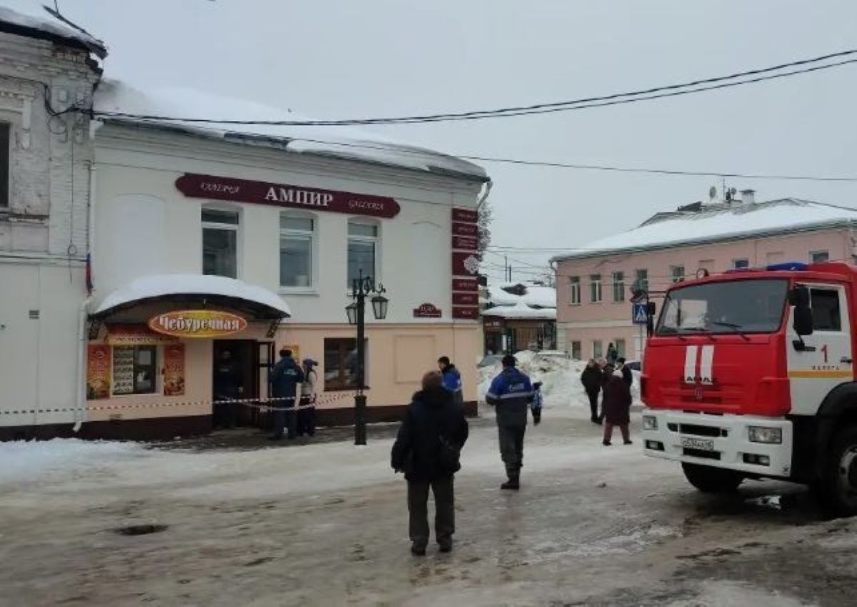 Стали известны «ироничные» подробности про обрушение крыши здания знаменитой калужской «Пончиковой»