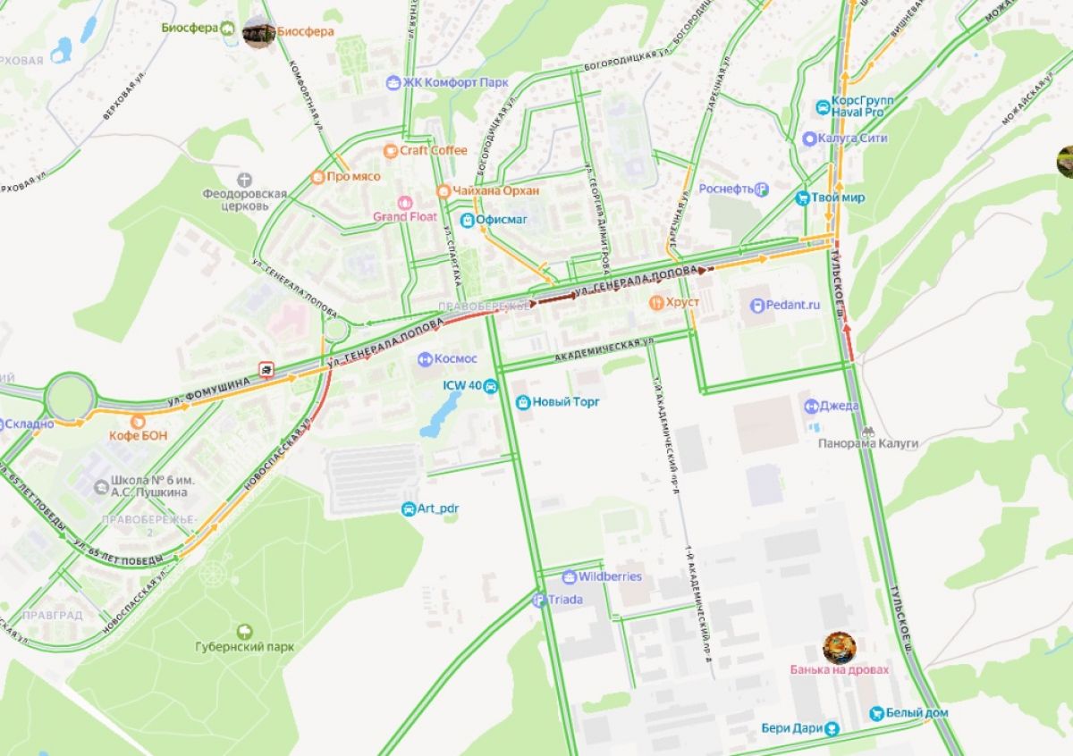 Правый берег Калуги стоит в пробках